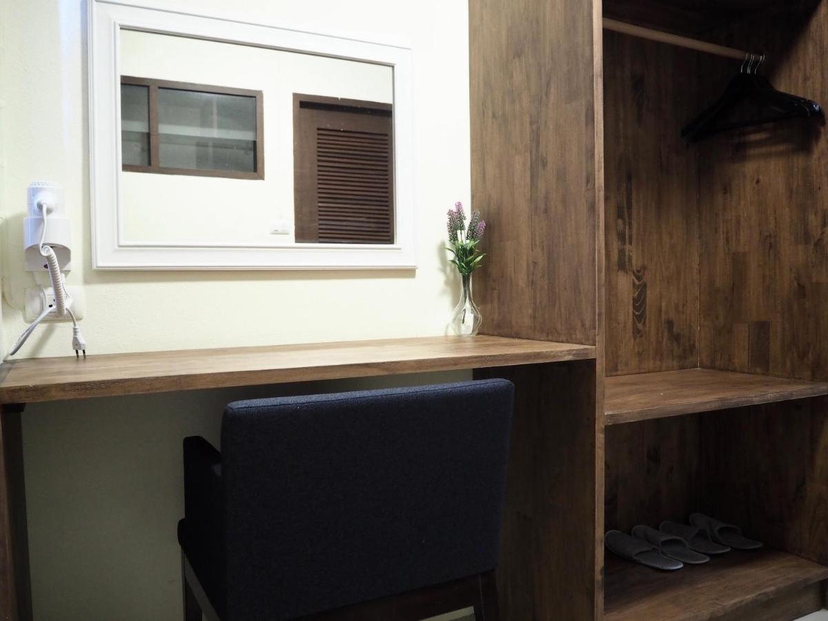 Bua House Poshtel 호텔 치앙마이 외부 사진